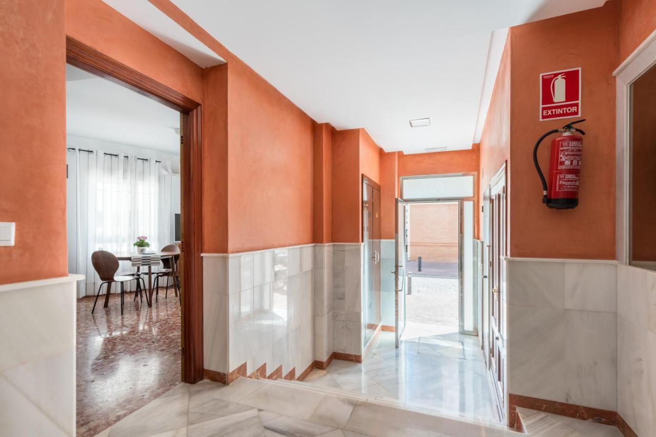 Anna - Triana Apartment Seville Luaran gambar